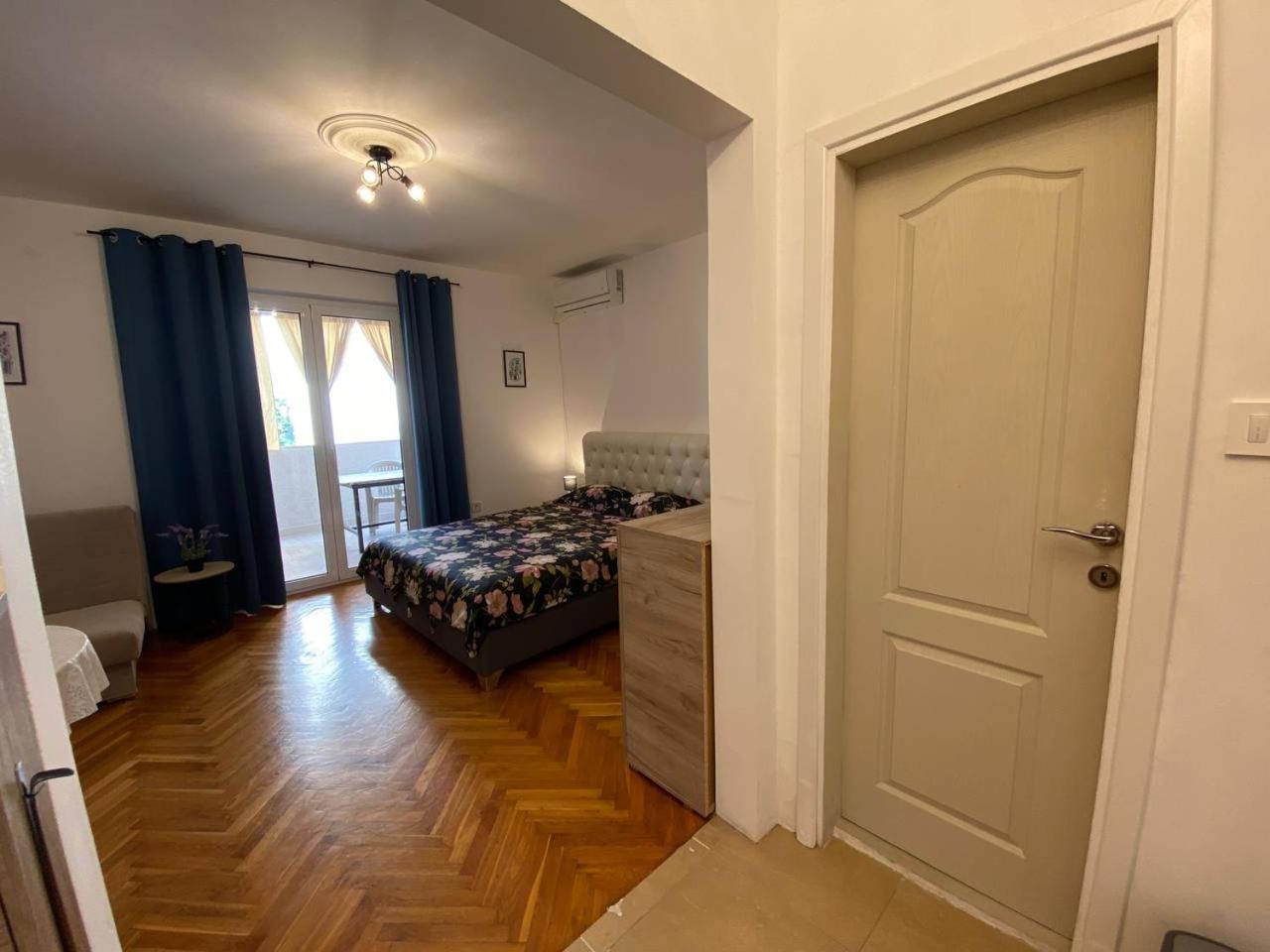 Alina'S Apartment Bečići Eksteriør bilde