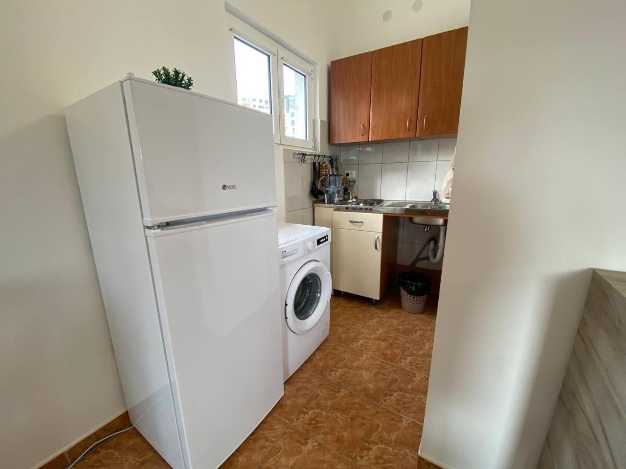 Alina'S Apartment Bečići Eksteriør bilde