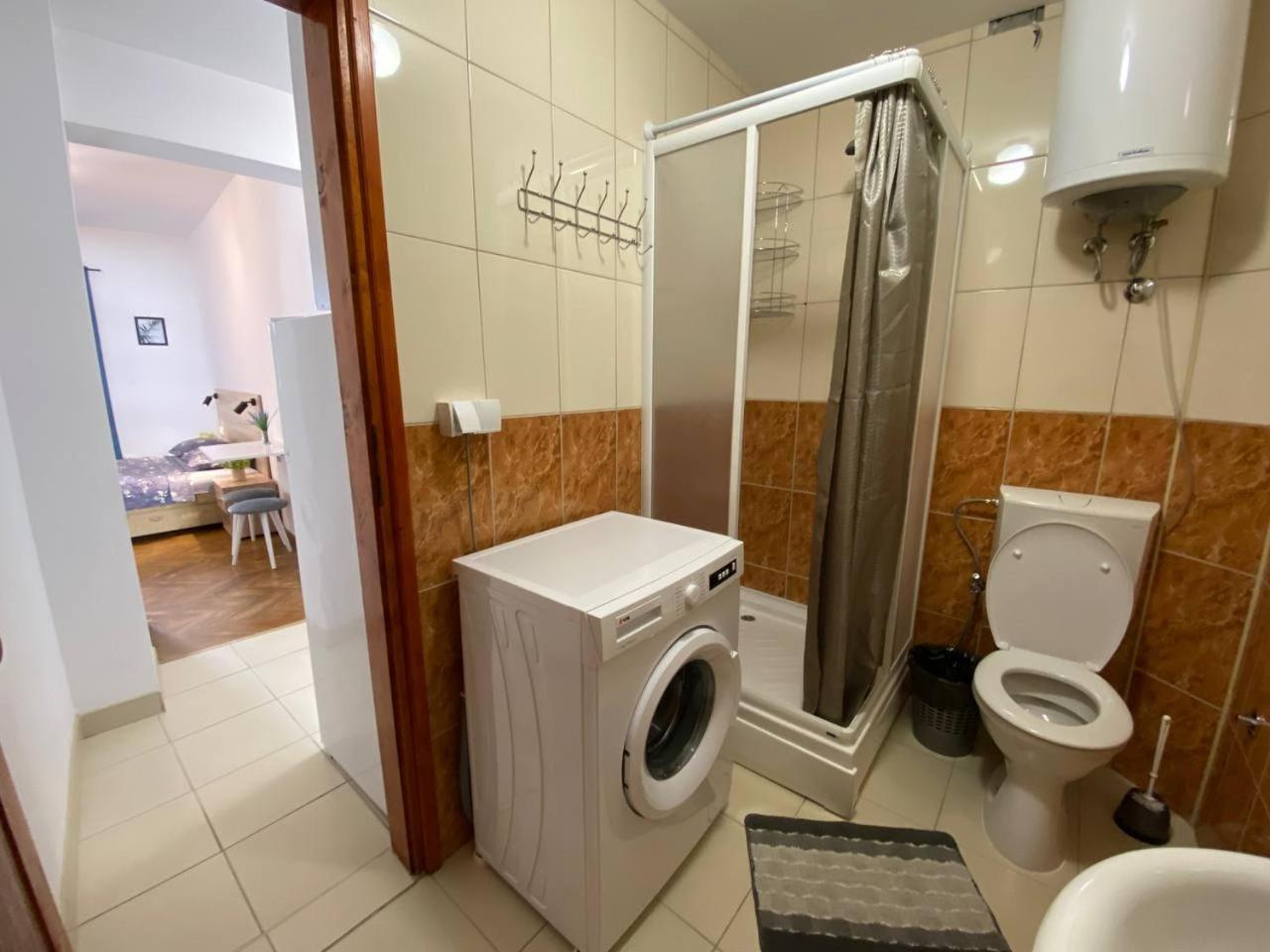 Alina'S Apartment Bečići Eksteriør bilde