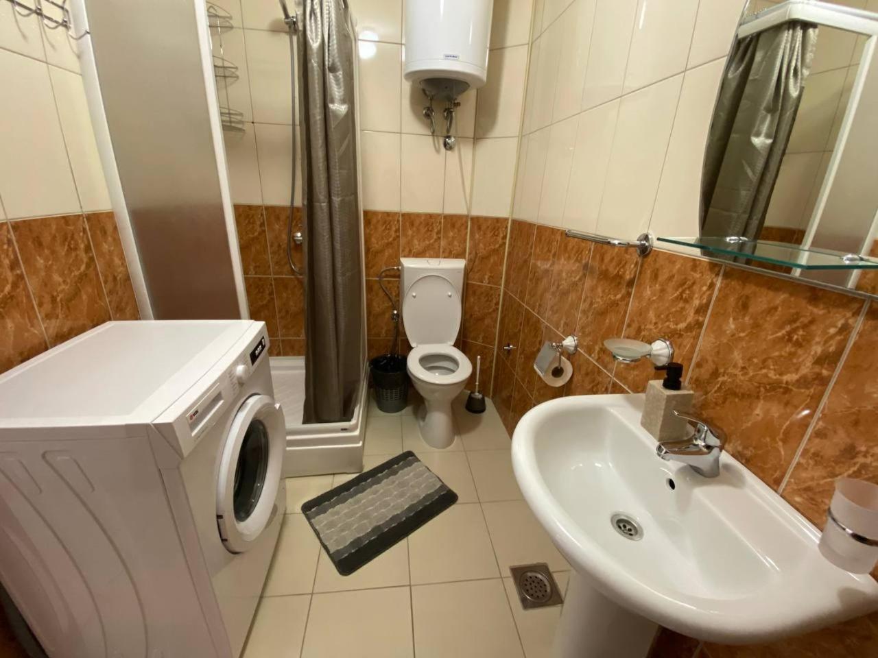 Alina'S Apartment Bečići Eksteriør bilde