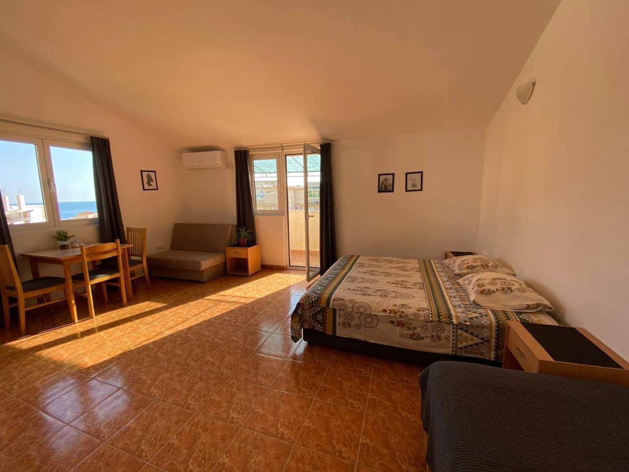 Alina'S Apartment Bečići Eksteriør bilde